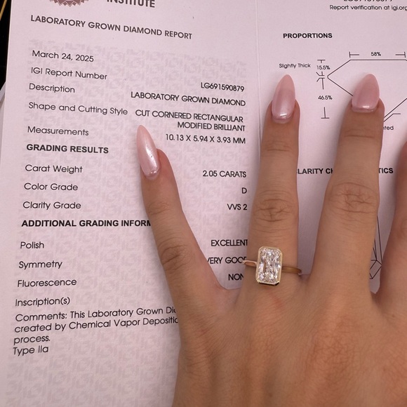 2.05 carat d VVS2 radiant cut lab diamond bezel solitaire engagement ring - Picture 2 of 10